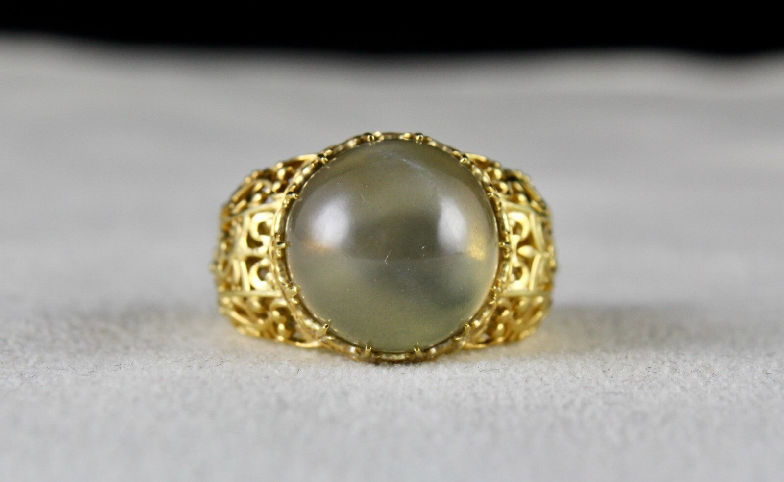 Natural Moonstone 109 Ct Cabochon Carved 925 Sterling Silver Ring Design