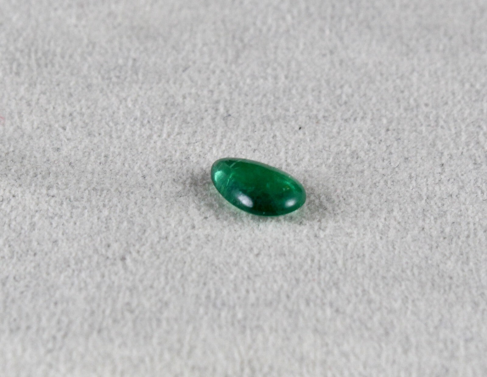 Natural Zambia Pear Emerald Cabochon 1.88 Ct Loose Gemstone For Ring Pendant