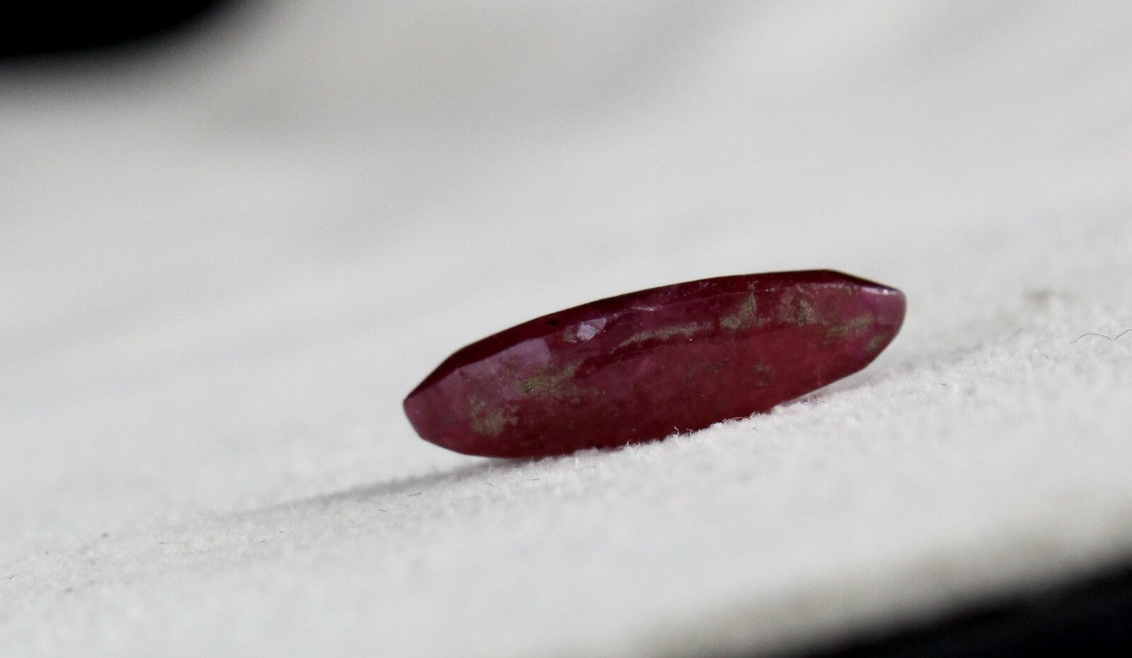 Natural Red Ruby Marquise Cut 3.81 Ct Gemstone For Ring Pendant