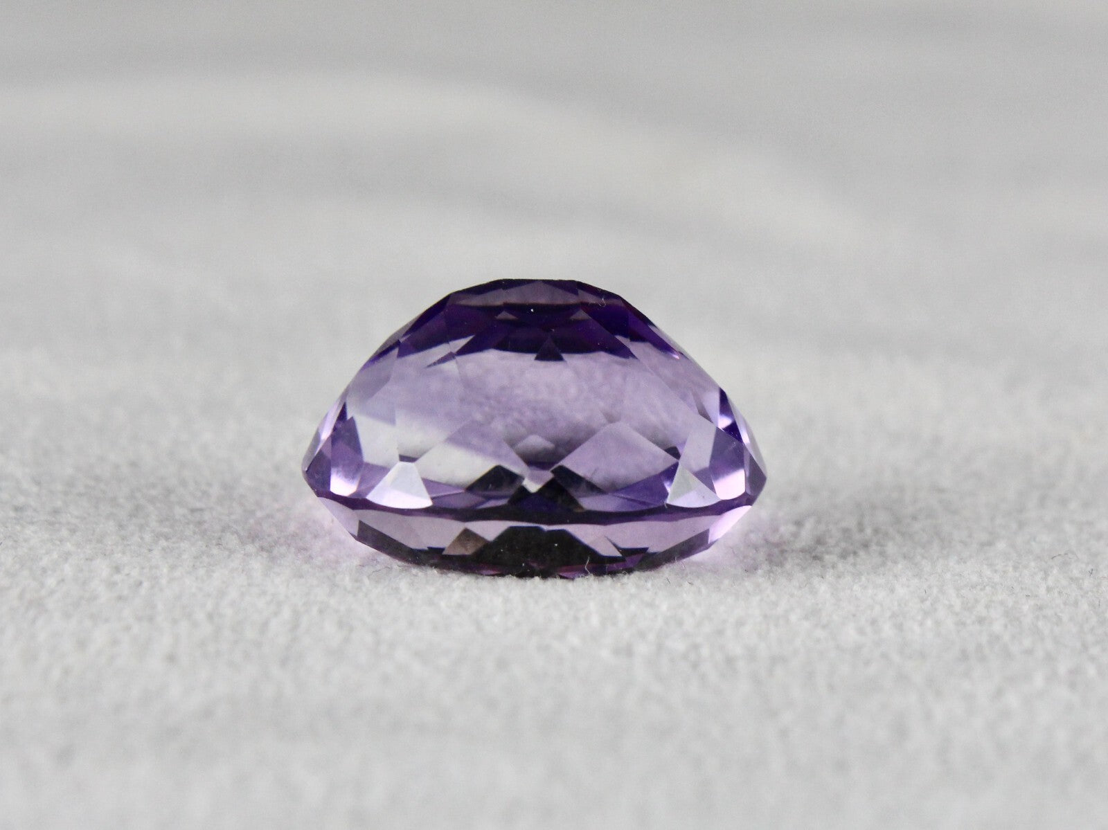 Natural Amethyst Oval Cut 21mm 25.37ct Purple Gemstone For Pendant Ring