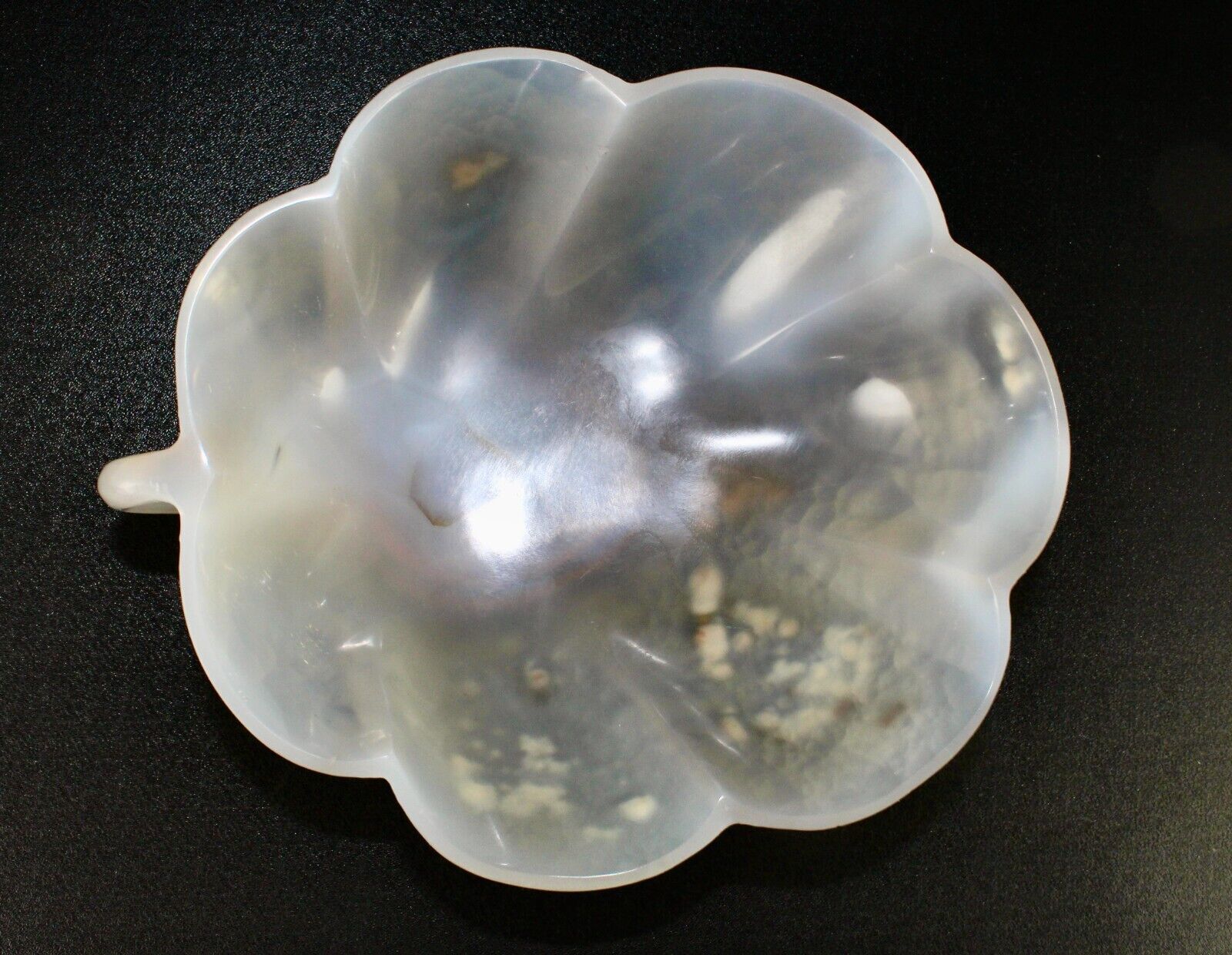 FINE CRAFTED NATURAL CHALCEDONY 2225 CARATS CARVED DESIGNER BOWL FOR HOME DECOR