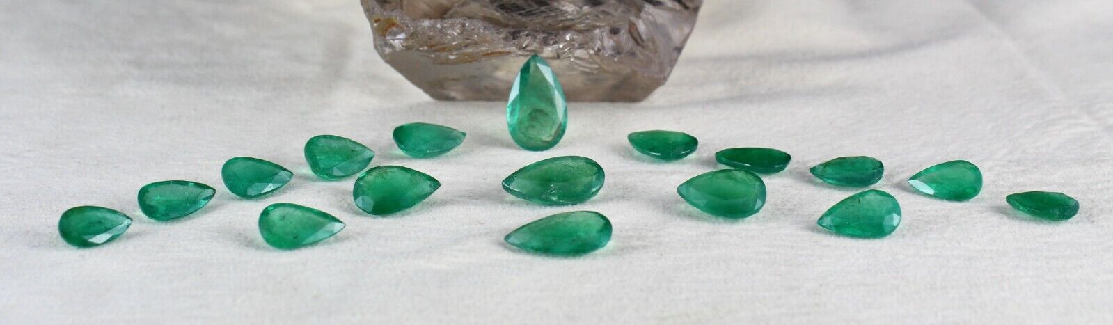 Natural Zambian Emerald Pear Cut 17 Pcs 56.48 Carats Gemstone Designing Necklace