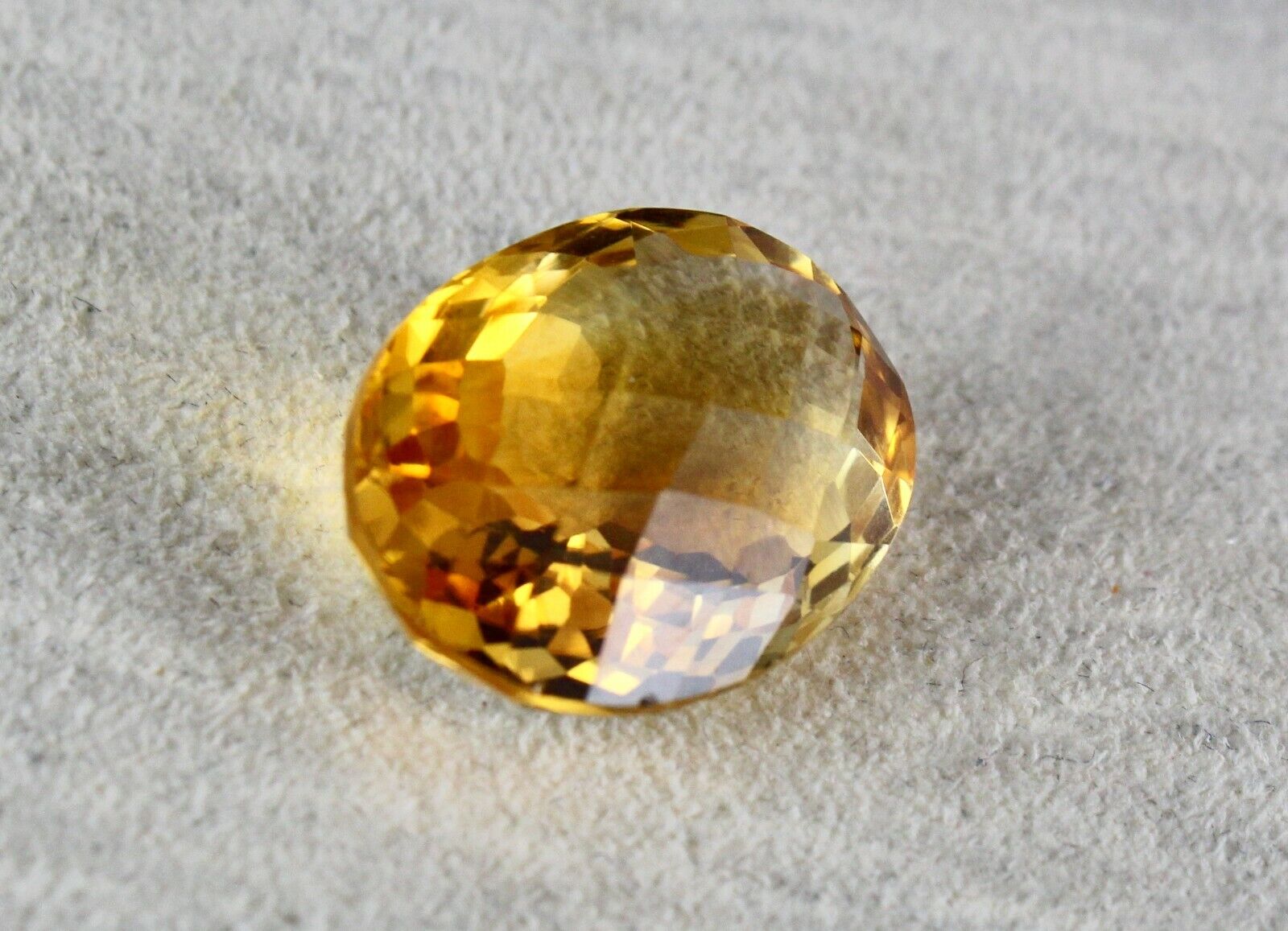 NATURAL YELLOW CITRINE OVAL FACETED CUT 17.62 CARATS GEMSTONE PENDANT DESIGNING