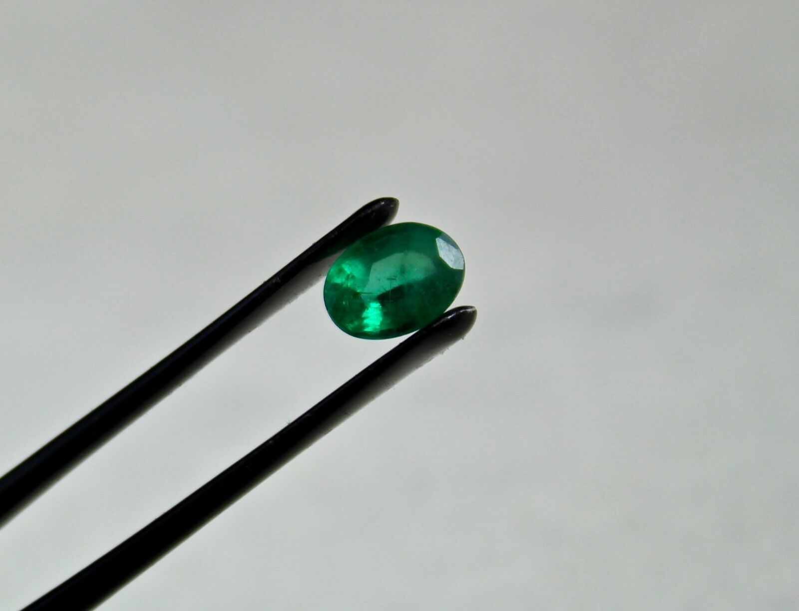 Natural Zambia Emerald Oval Pair 8X6mm 2.68 Ct Loose Gemstone For Earring Design