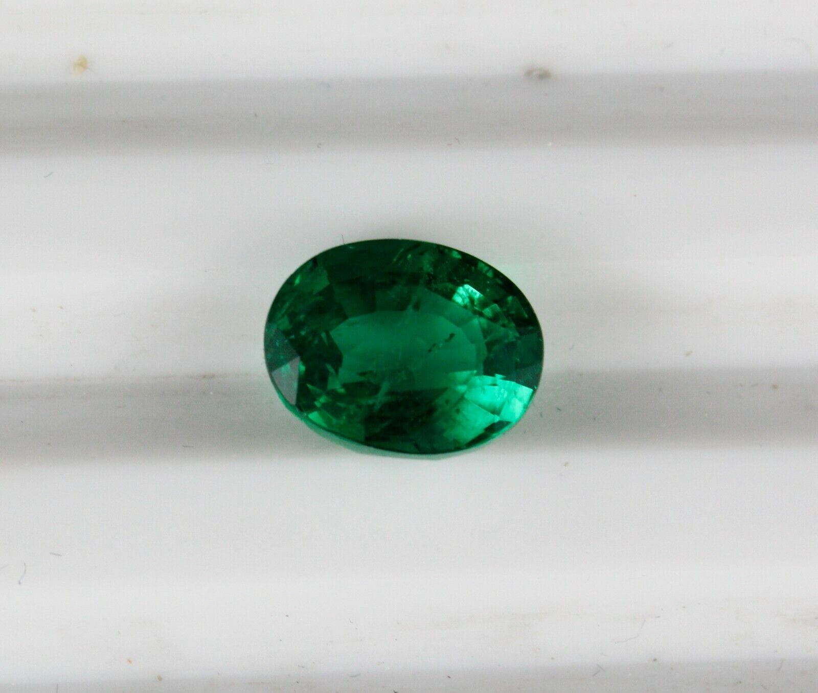 Top Natural Emerald Oval Cut 3.86 Carats 11X8mm Precious Gemstone Ring Pendant