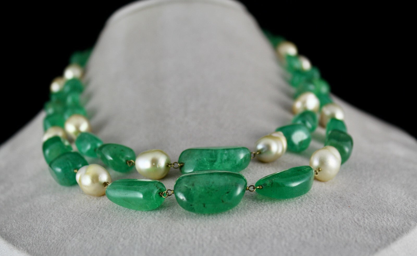 Certified Estate Aaa+ Natural Colombian Emerald 670 Ct Beads Necklace For Women