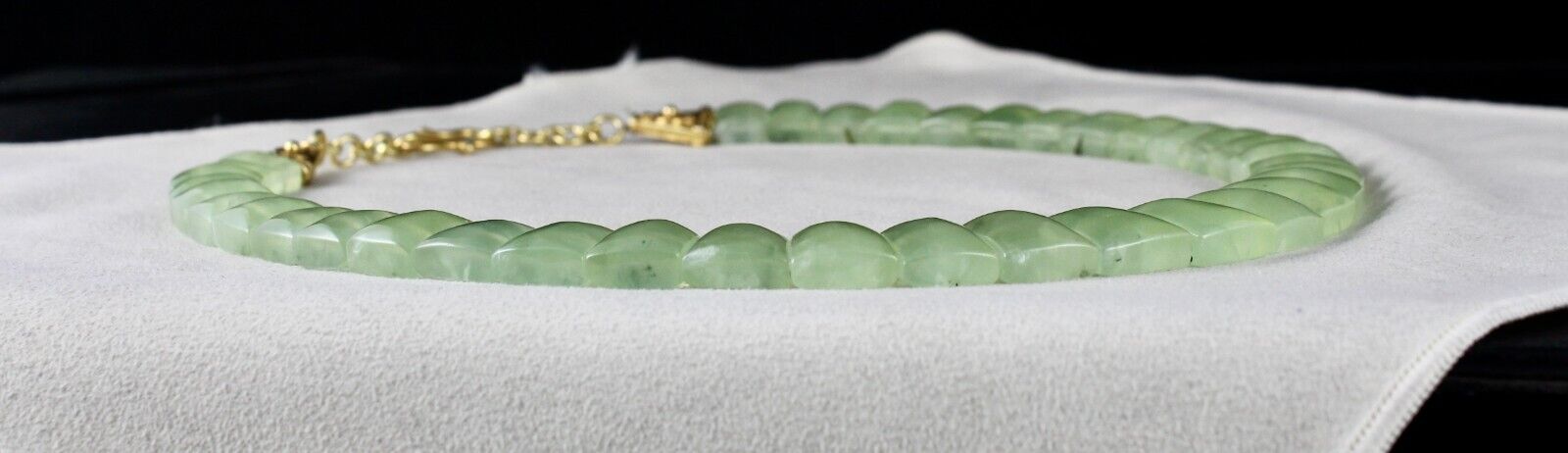 NATURAL PERHNITE FLAT CUT 609 CARATS GEMSTONE SEMI PRECIOUS FINE NECKLACE