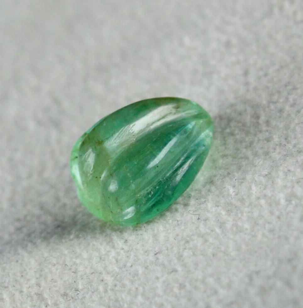 NATURAL COLOMBIAN EMERALD CARVED MELON 7. 22 CTS LOOSE GEMSTONE RING PENDANT