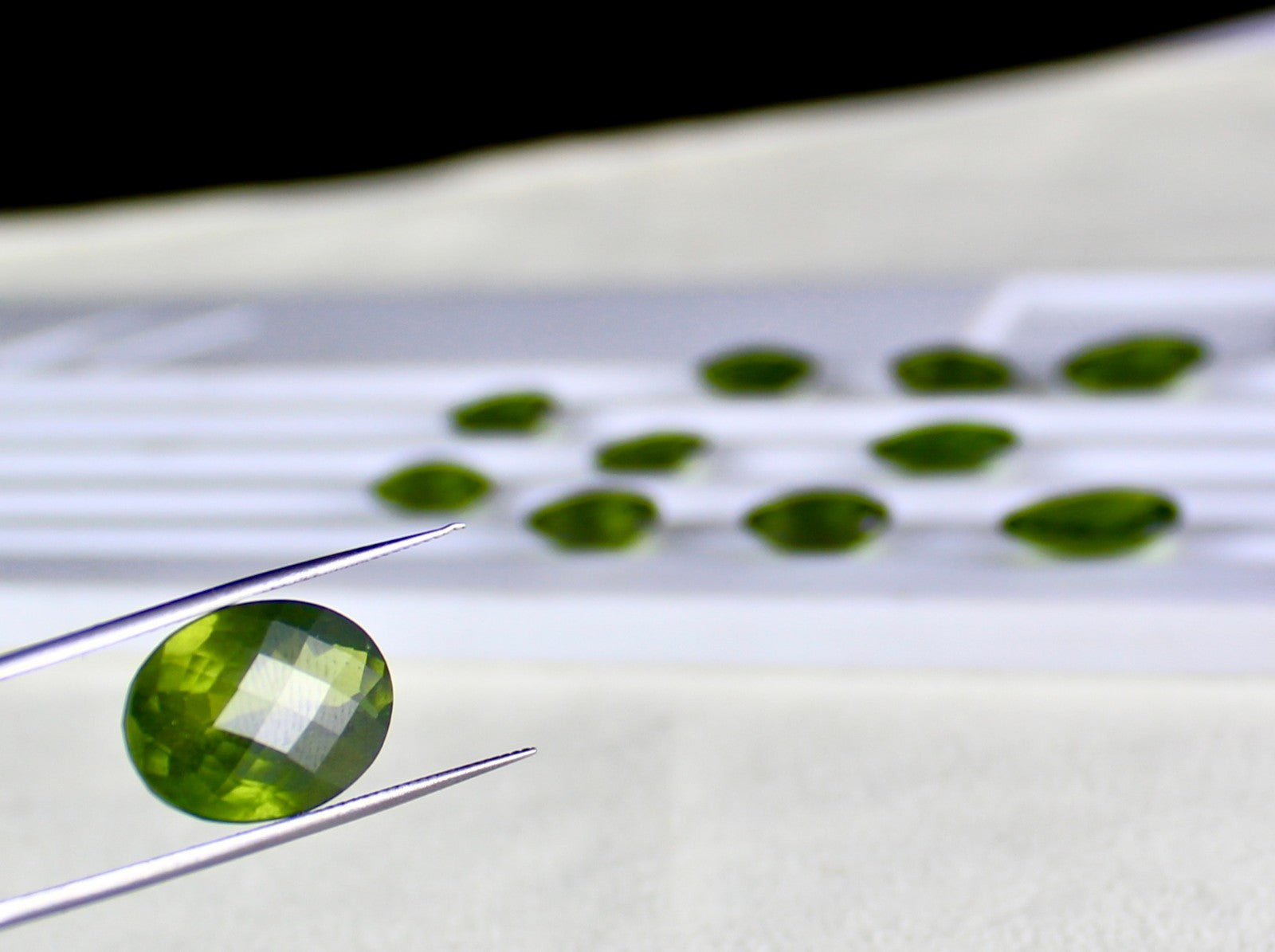 Certified Natural Vesuvianite Idocrase 80.30ct Oval Cut 11 Pcs Gemstone Design