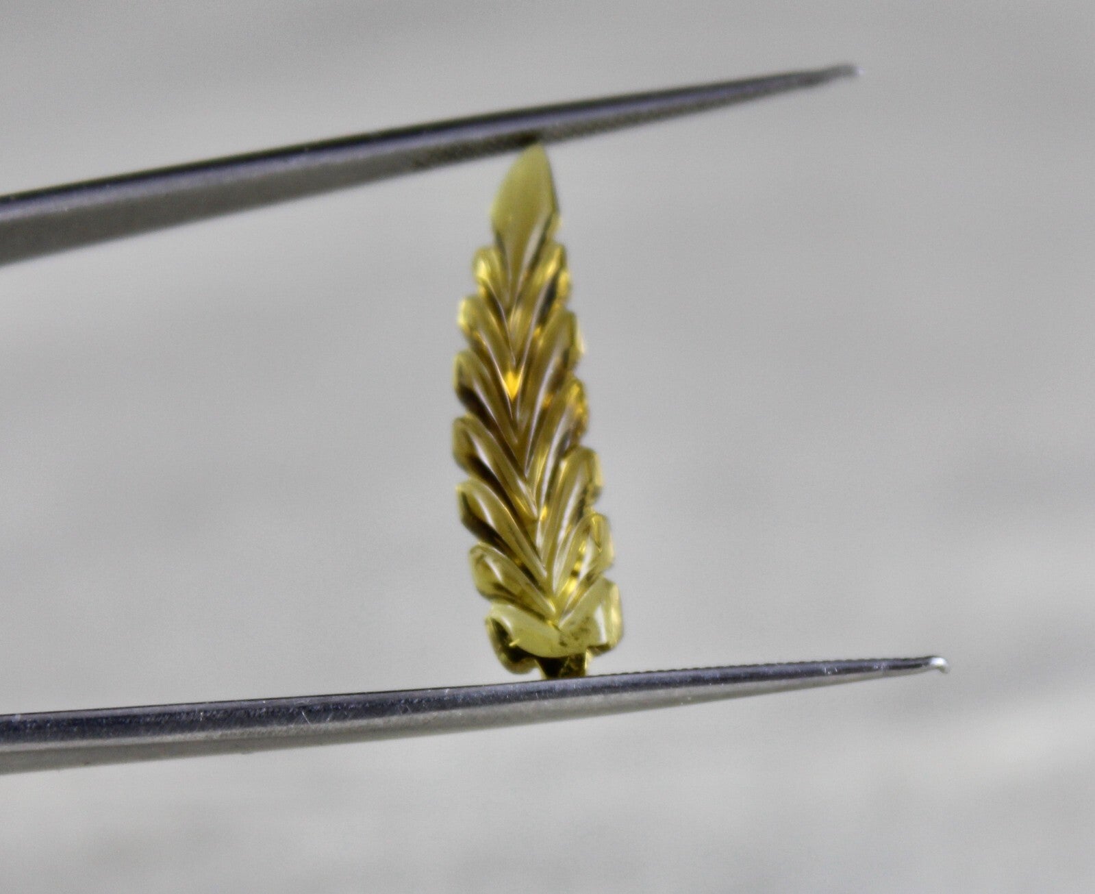 Natural Carved Multi Colour Tourmaline 5.98 Ct Leaf Gemstone For Designing