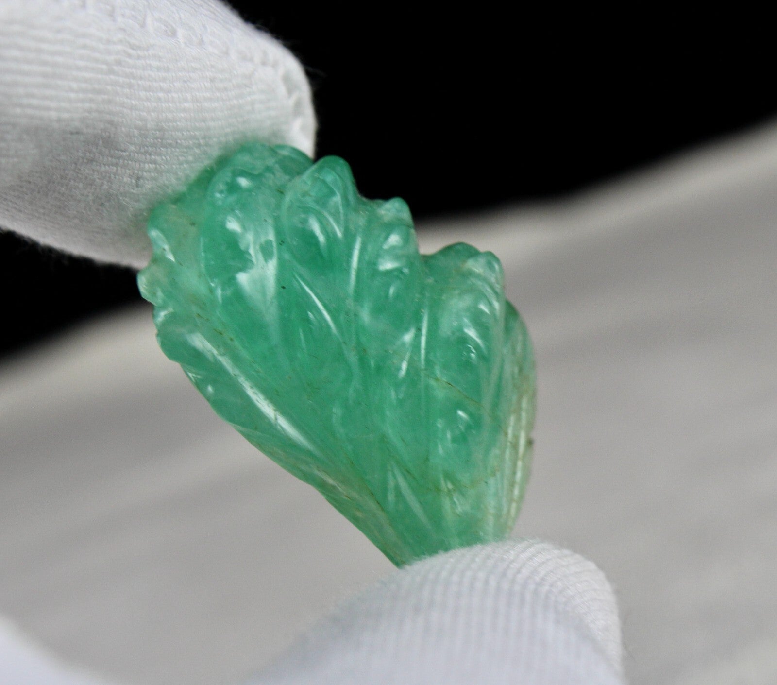 Certified Natural Emerald 58.15ct Engraved Leaf 31x20mm Old Gem Pendant Ring