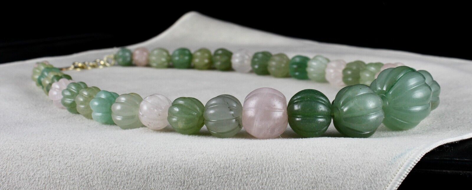 NATURAL INDIAN JADE ROSE QUARTZ MELON CARVED BEADS 854 CTS STONE SILVER NECKLACE