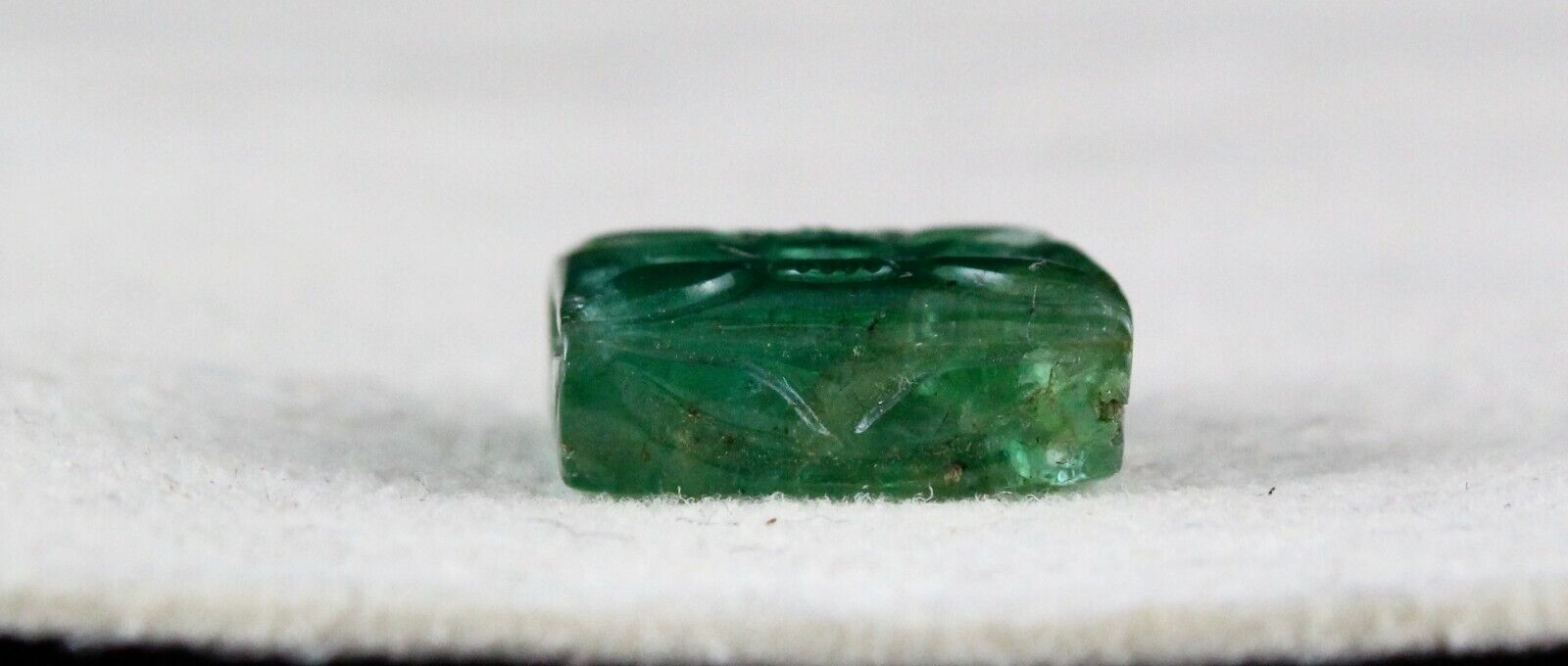 Natural Zambian Emerald Carved Square 10 Carats Gemstone Designing Pendant Ring