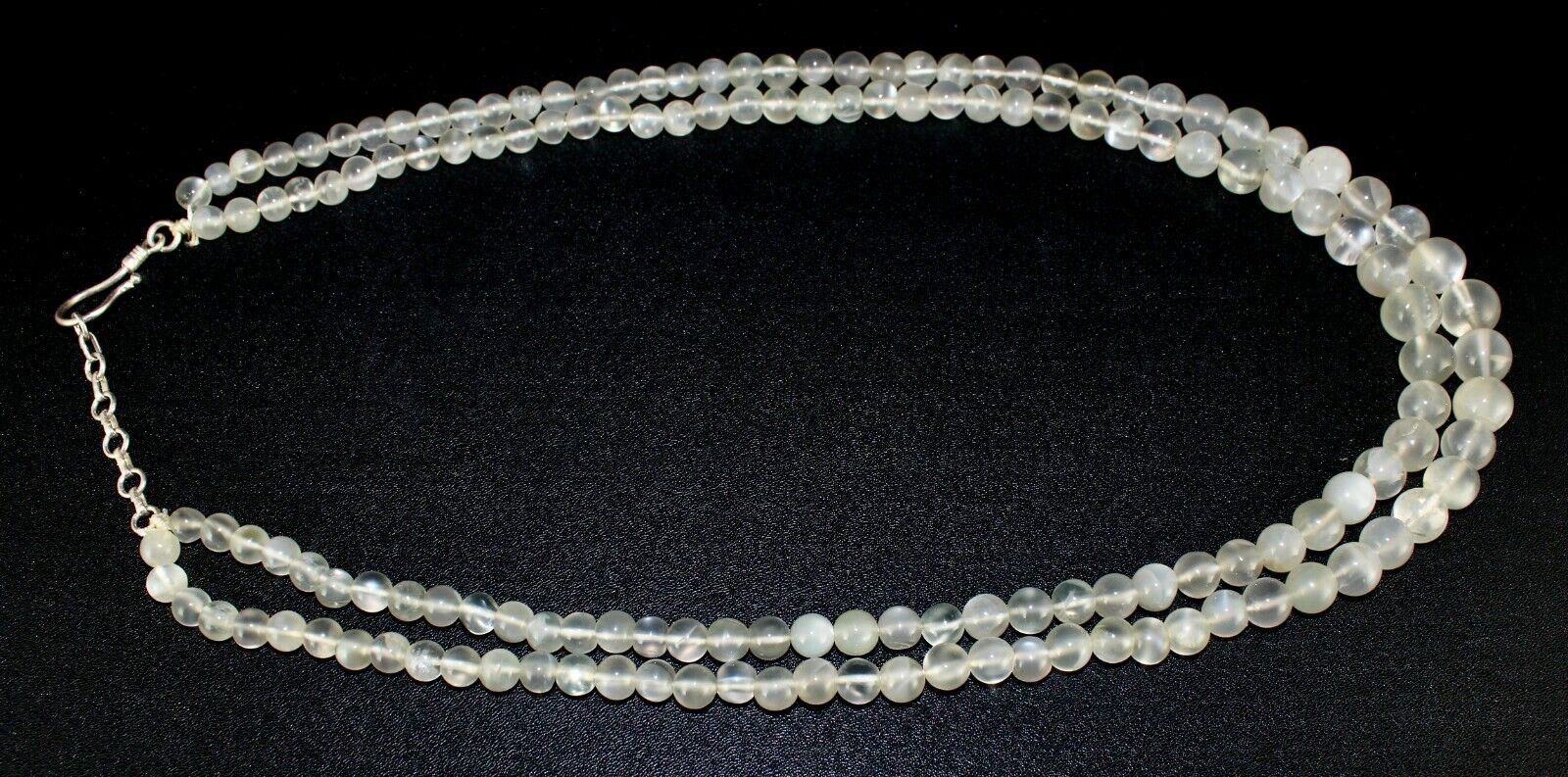 Natural White Moonstone Beaded Necklace 442 Carats Round Gemstone Silver Clasp 