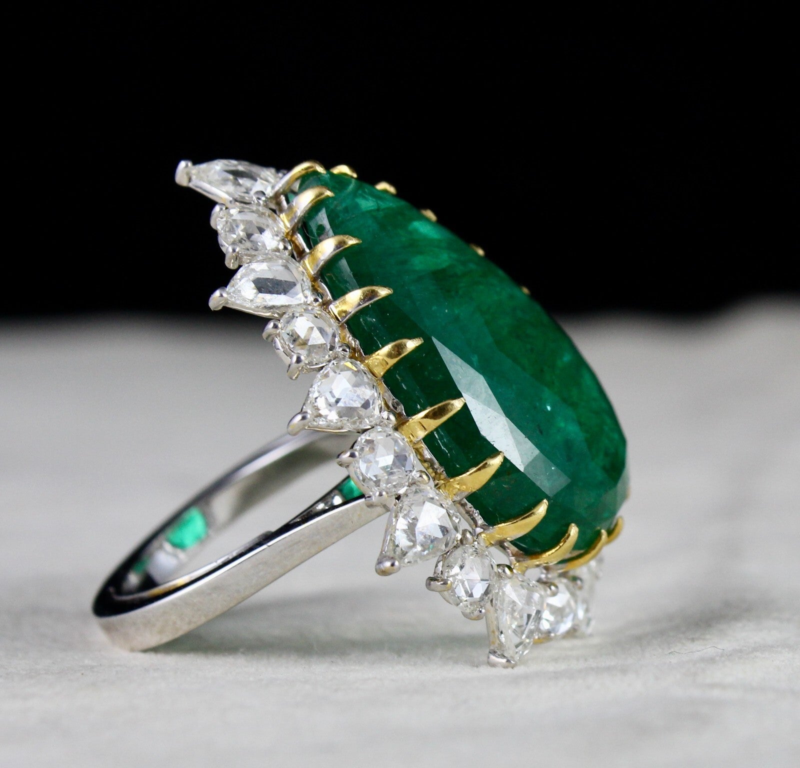 Certified 59.5ct Natural Zambia Emerald Pear Cut Rose Cut Diamond 18k Gold Ring