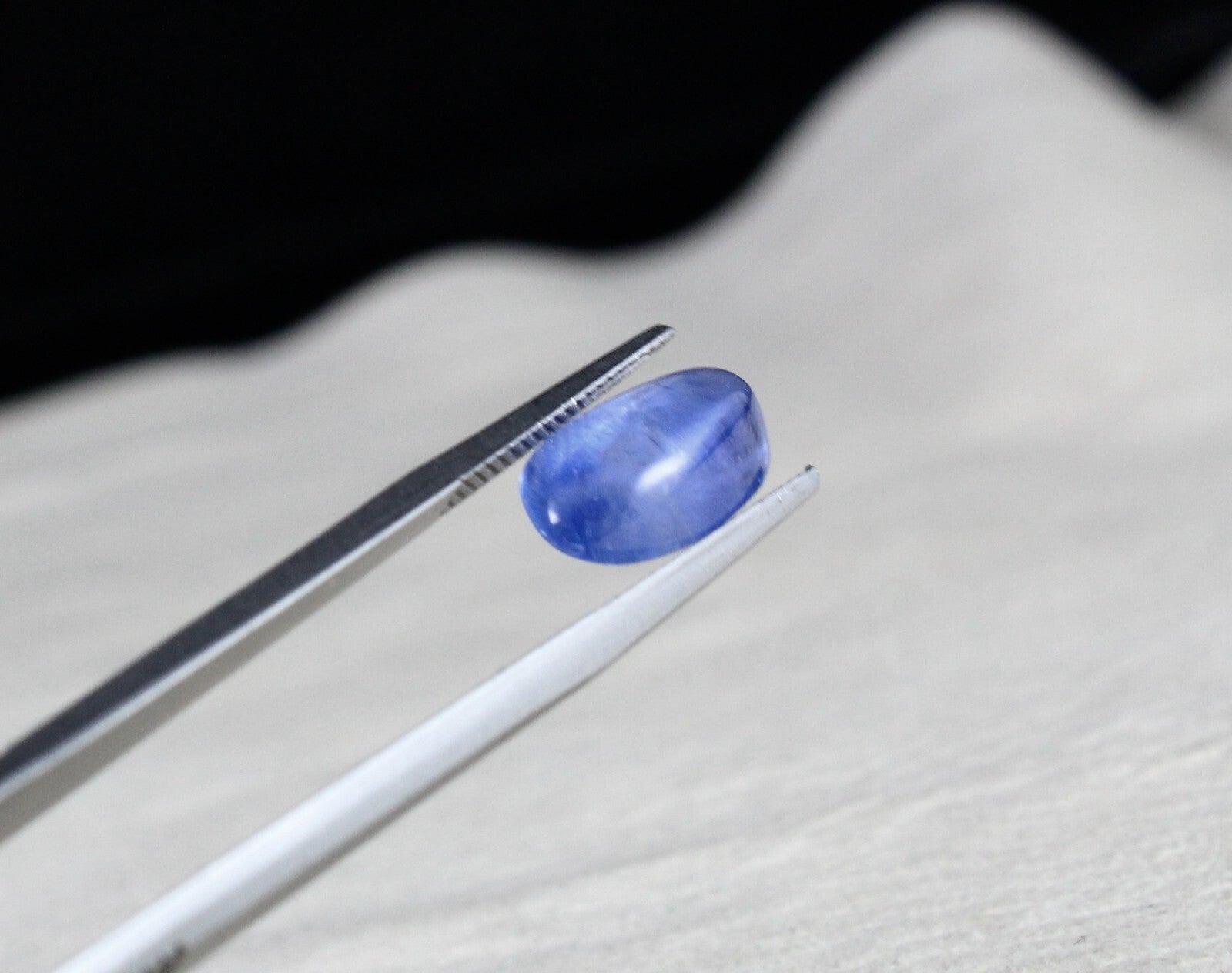 Certified Natural Blue Sapphire 6.87 Ct Oval Cabochon Gem For Ring Pendant