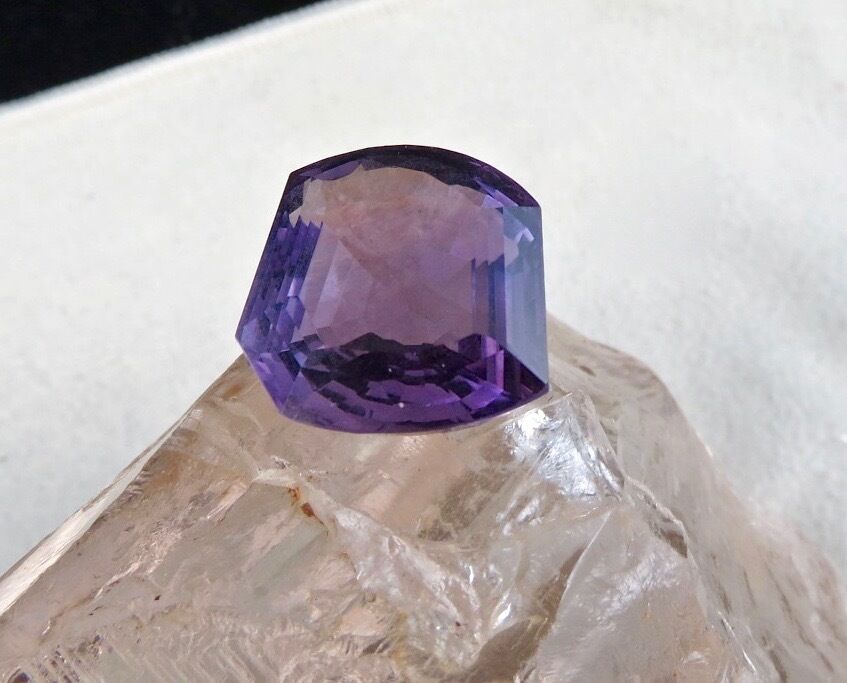 Top Natural Amethyst Fancy Cut 24.85 Ct Purple Clean Gemstone For Pendant Ring