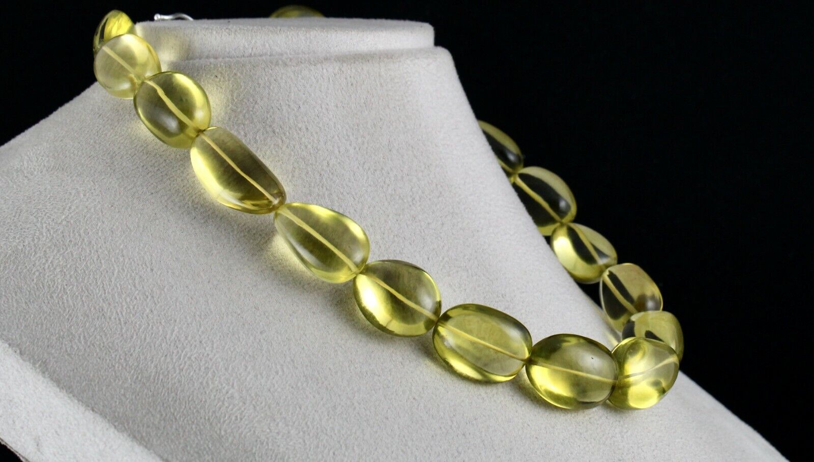 Natural Green Gold Lemon Quartz Beads Tumble 27mm 727 Carats Gemstone Necklace