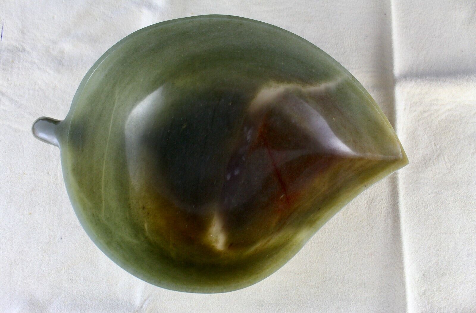 HAND CRAFTED NATURAL AGATE 1680 CARATS CARVED DESIGNER BOWL FOR HOME DECOR