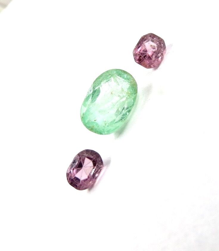 NATURAL COLOMBIAN EMERALD & SPINEL OCTAGON 3 PCS 6.45 CTS GEMSTONE FOR DESIGNING