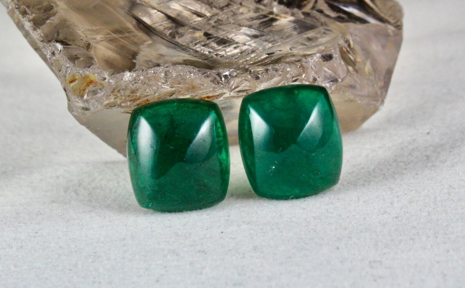 18X16 MM NATURAL ZAMBIAN EMERALD SUGARLOAF CABOCHON 44.51 CARAT GEMSTONE EARRING