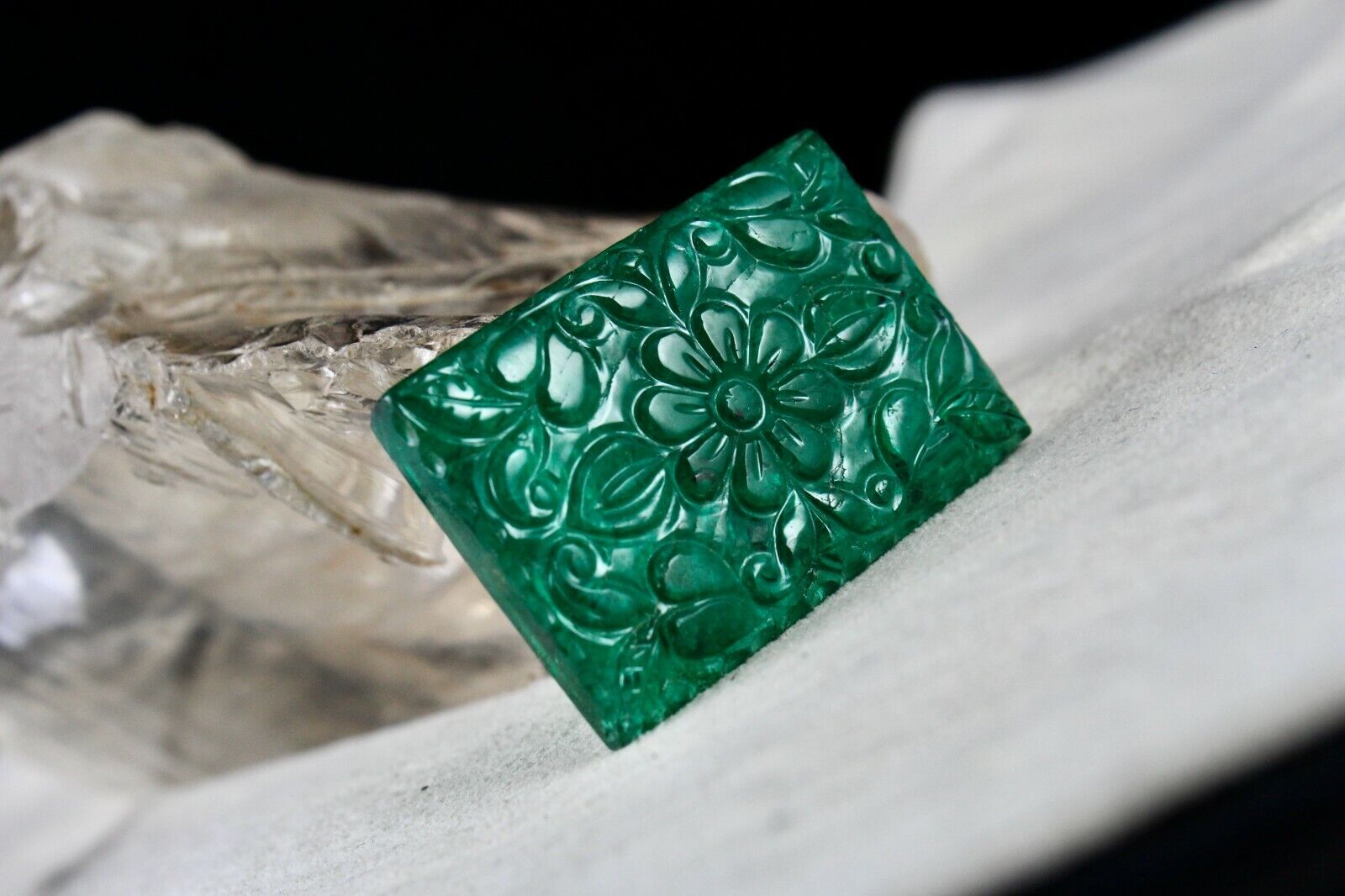 NATURAL ZAMBIAN EMERALD CARVED RECTANGLE 76.67 CARATS 26x38 MM GEMSTONE PENDANT