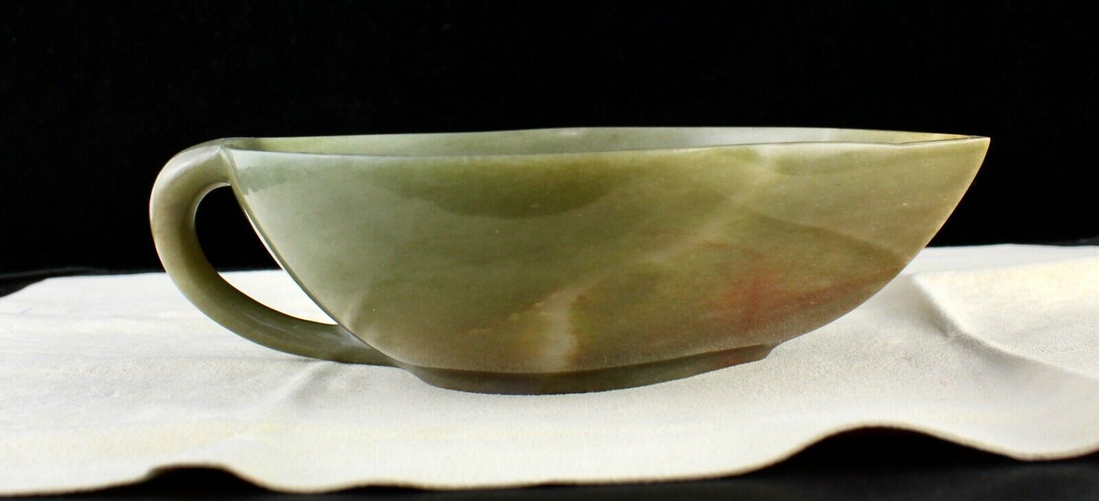 HAND CRAFTED NATURAL AGATE 1680 CARATS CARVED DESIGNER BOWL FOR HOME DECOR