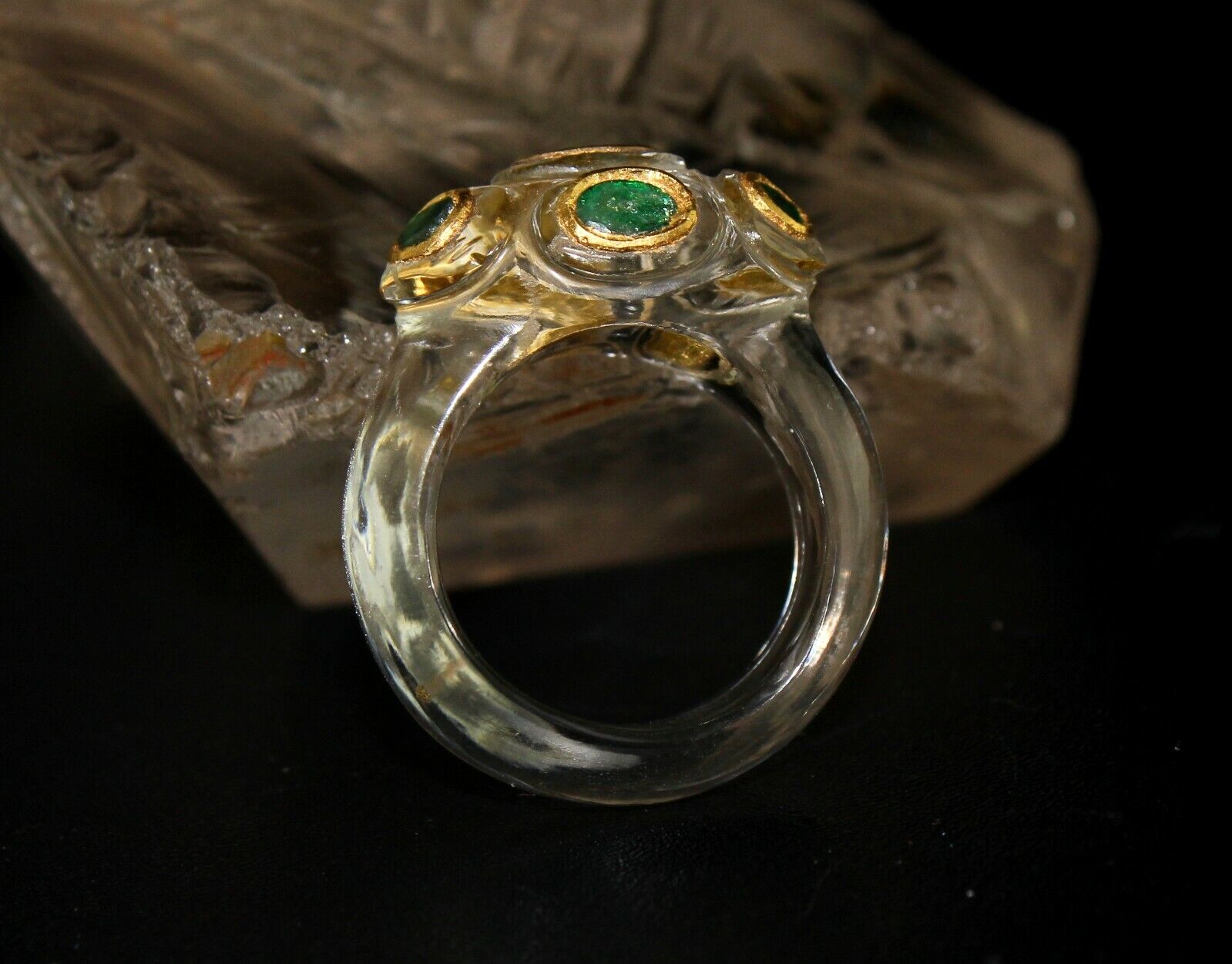 ANTIQUE NATURAL CRYSTAL QUARTZ DIAMOND EMERALD 22K GOLD ETHNIC FASHION RING