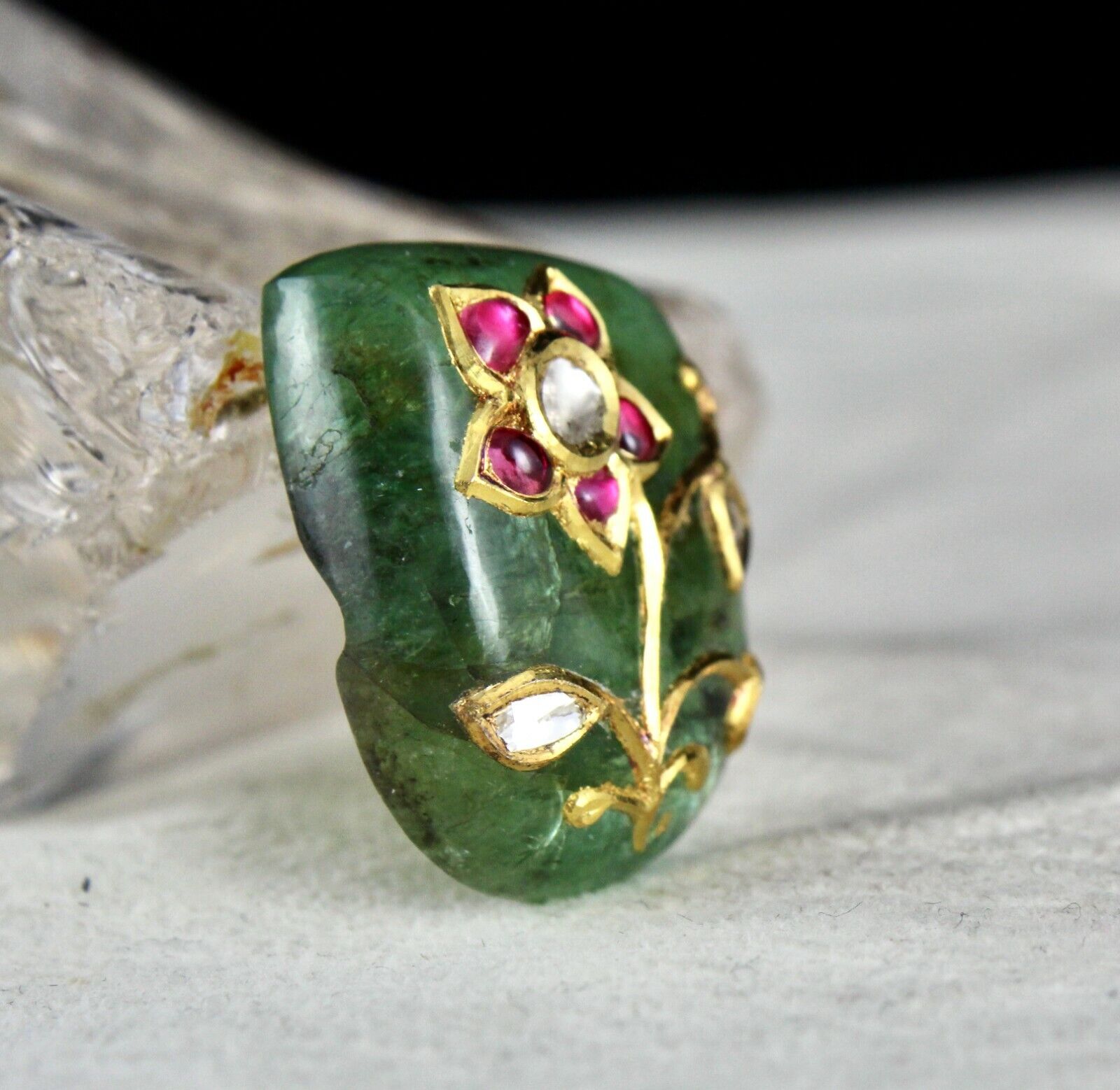 NATURAL EMERALD CABOCHON 59 CARATS LOOSE GEMSTONE RUBY & DIAMOND IN 22K GOLD