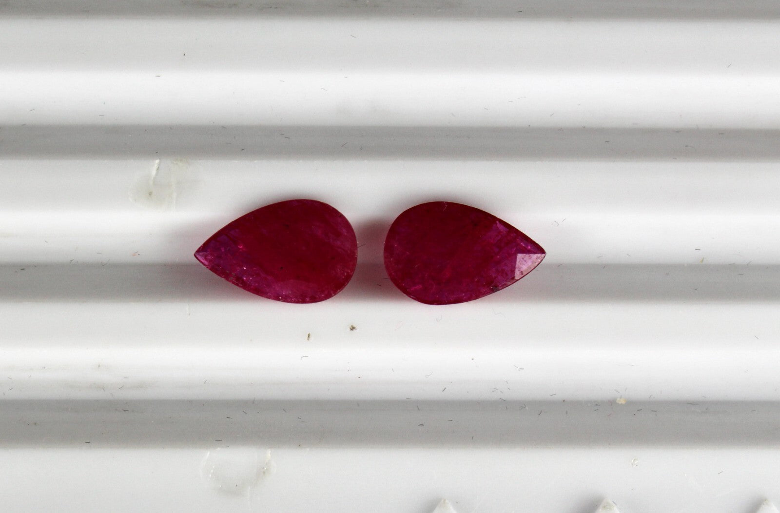 Natural Ruby Pear Cut 5.16 Ct Mozambique Noheat Gemstone Pair Earrings Certified