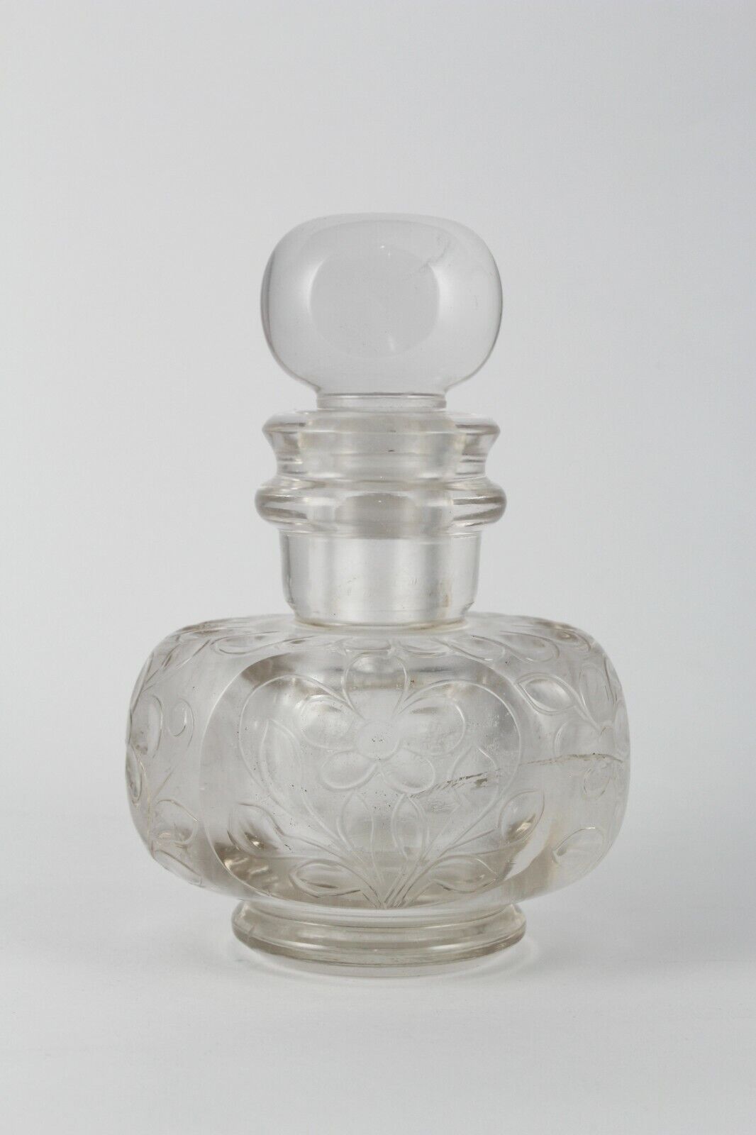 HANDCRAFTED NATURAL ROCK CRYSTAL QUARTZ 2935 CTS CARVED PERFUME BOTTLE FOR DECOR