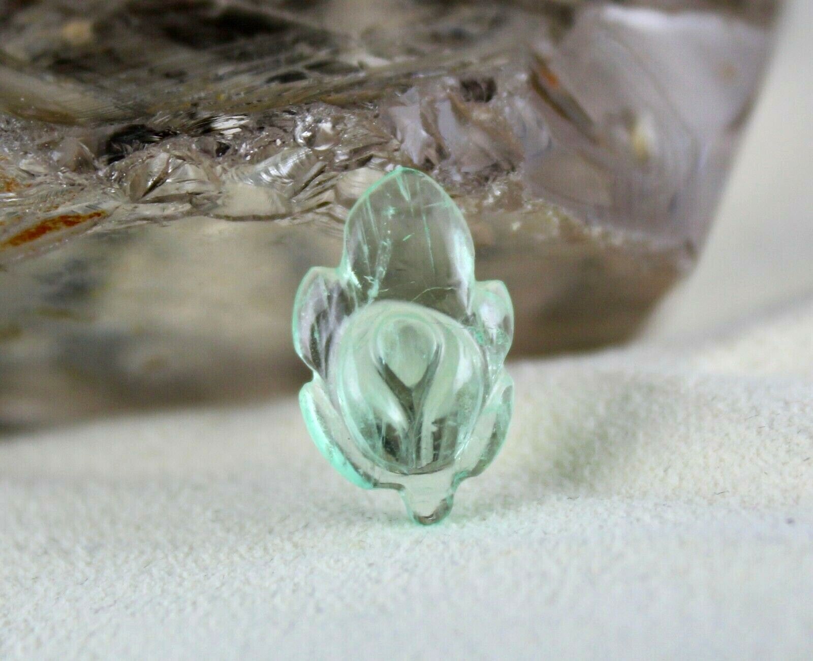 Natural Colombian Emerald Carved Leaf Gem 4.42ct For Pendant Ring