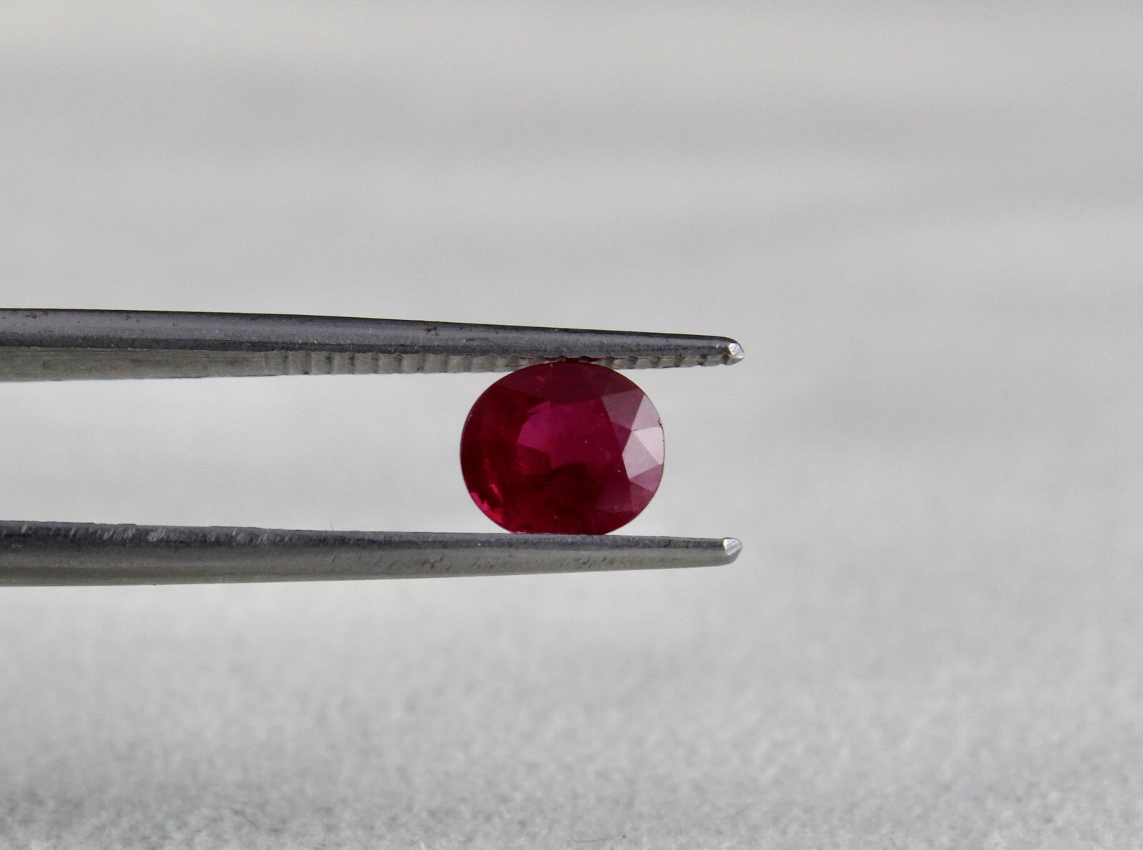 Certified Natural Heated Burma Ruby 1.51 Ct Oval Loose Stone Ring Pendant