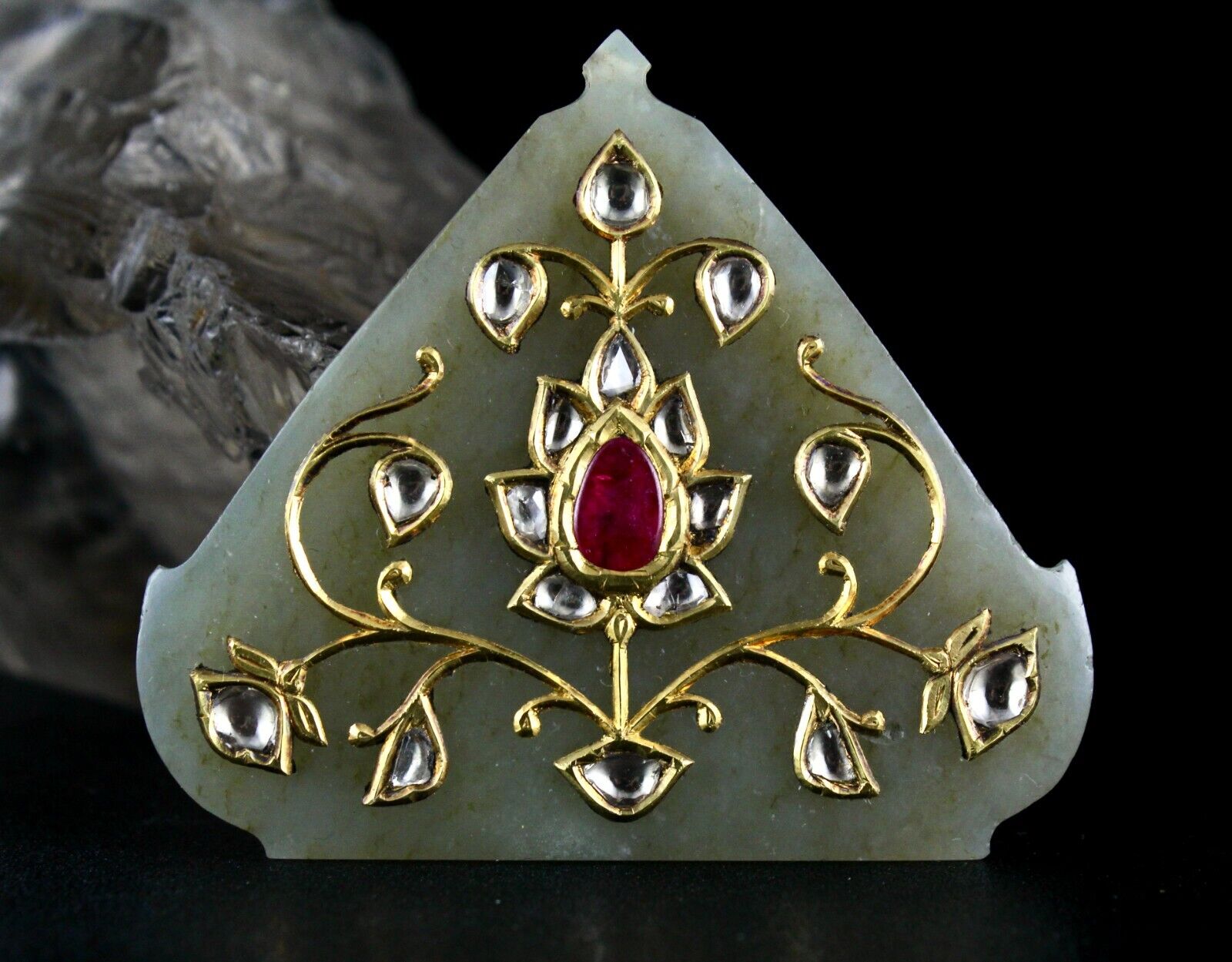 ANTIQUE PERSIAN NEPHRITE JADE FLAT DIAMOND NATURAL RUBY 22K YELLOW GOLD PENDANT