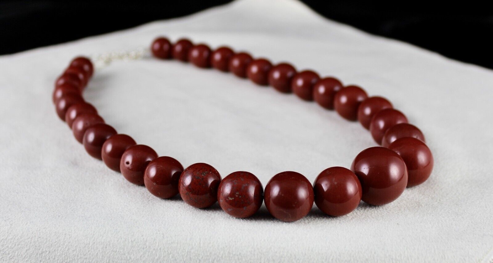 NATURAL RED JASPER BEADS ROUND GEMSTONE 1 L 928 CARATS LADIES FASHION NECKLACE