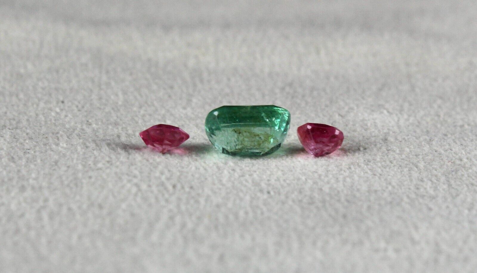 NATURAL OLD SPINEL EMERALD CUSHION CUT 3 PCS 4.40 CARATS GEMSTONE RING PENDANT