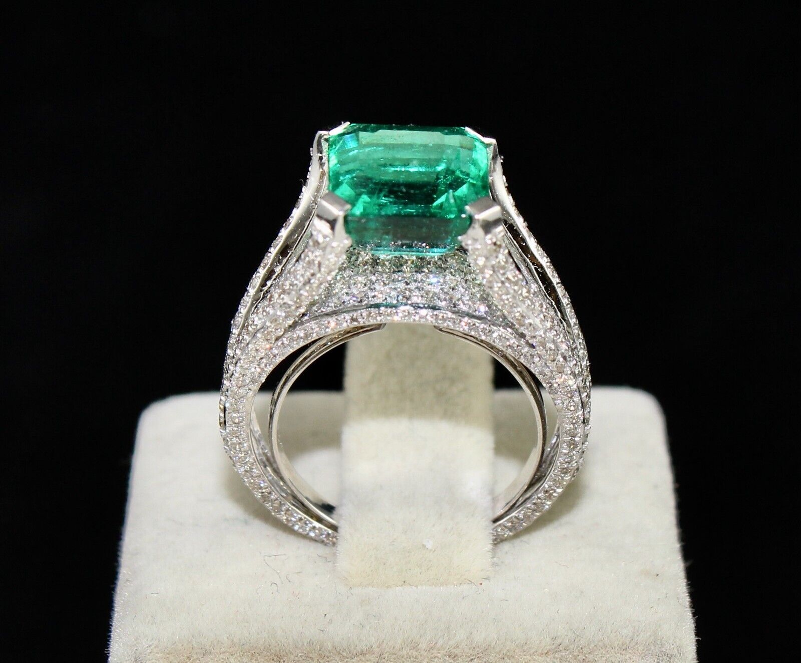 Certified Natural Emerald Square 4.95Ct H-SI Diamond Cut 18k Gold Statement Ring