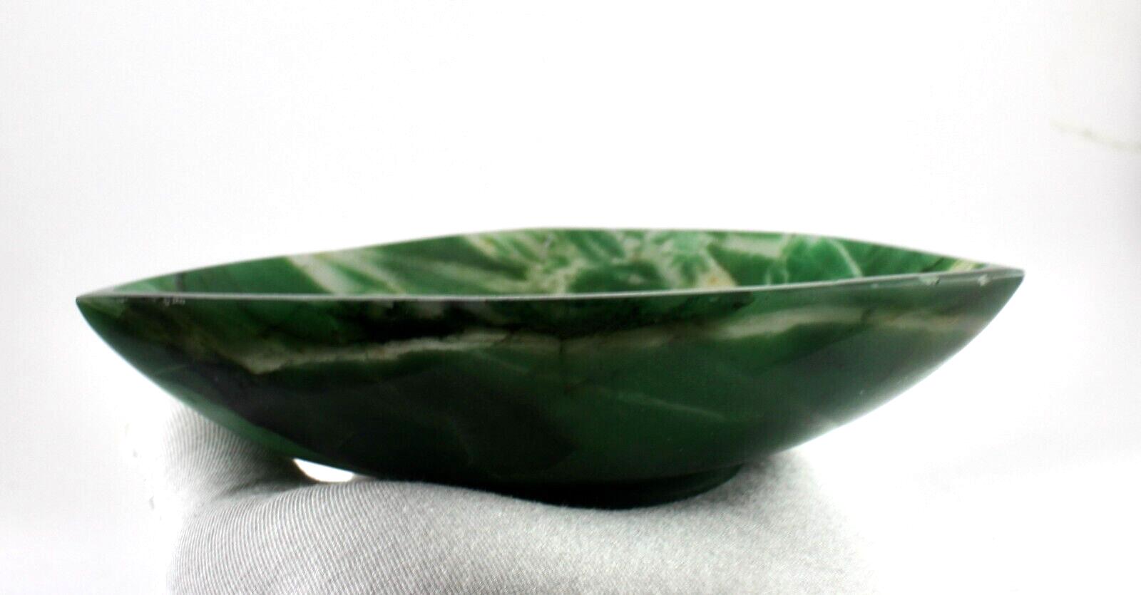 Unique Green Aventurine Quartz Carved Bowl 1082 Ct Gemstone Decor
