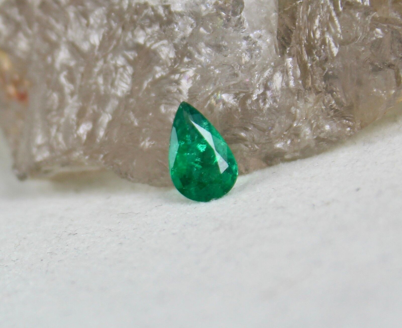 10MM NATURAL ZAMBIAN EMERALD PEAR SHAPE 1.20 CARATS GEMSTONE FOR RING & PENDANT 