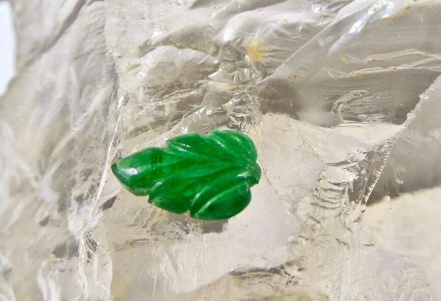 11X8 MM NATURAL ZAMBIAN EMERALD CARVED LEAF 1.67 CARATS GEMSTONE FOR DESIGNING 