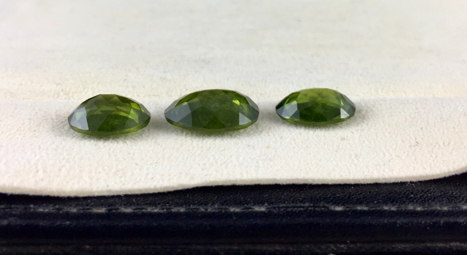 Natural Green Vesuvianite Idocrase Oval 17.29 Cts Gem For Ring Pendant