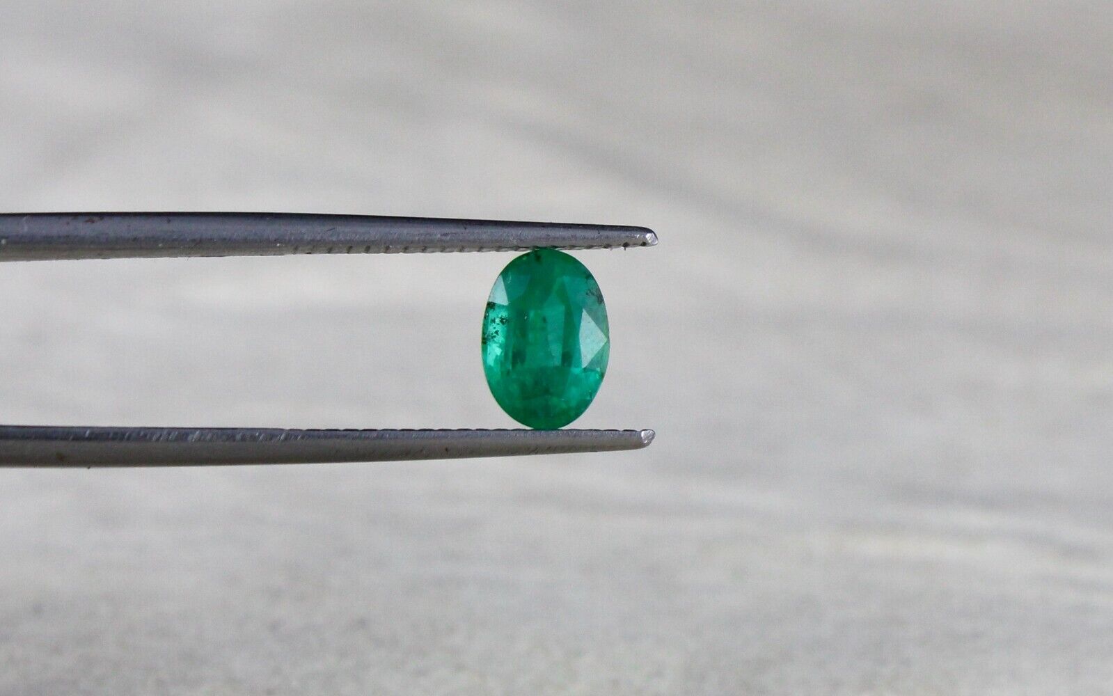 EARTH MINED NATURAL ZAMBIAN EMERALD OVAL CUT 1.12 CARATS GEMSTONE RING PENDANT