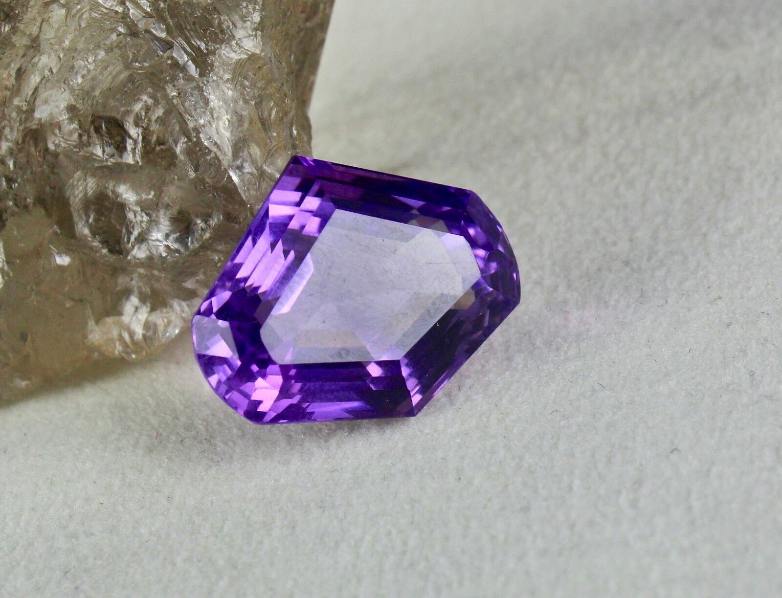 Natural Amethyst Fancy Cut 24.74 Ct Purple Semi Precious Gemstone Ring Pendant