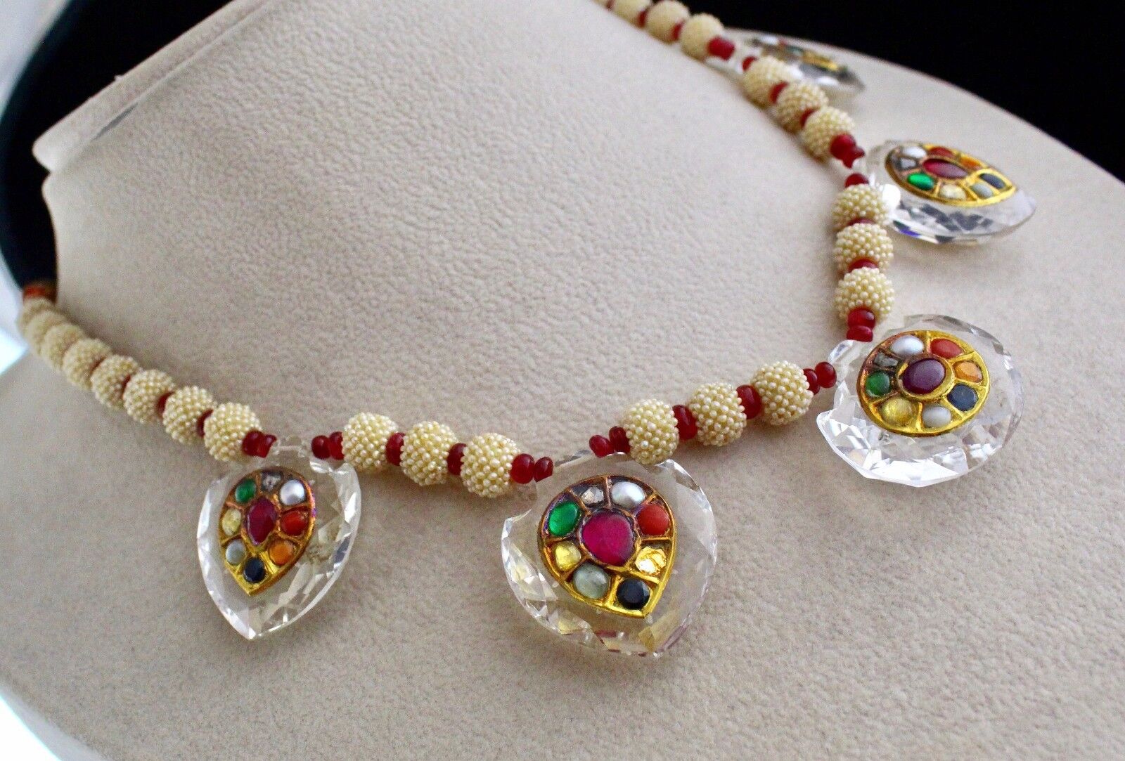 NATURAL ROCK CRYSTAL NAVRATAN 22K GOLD JADAU PEARL SPINEL BEADS NECKLACE