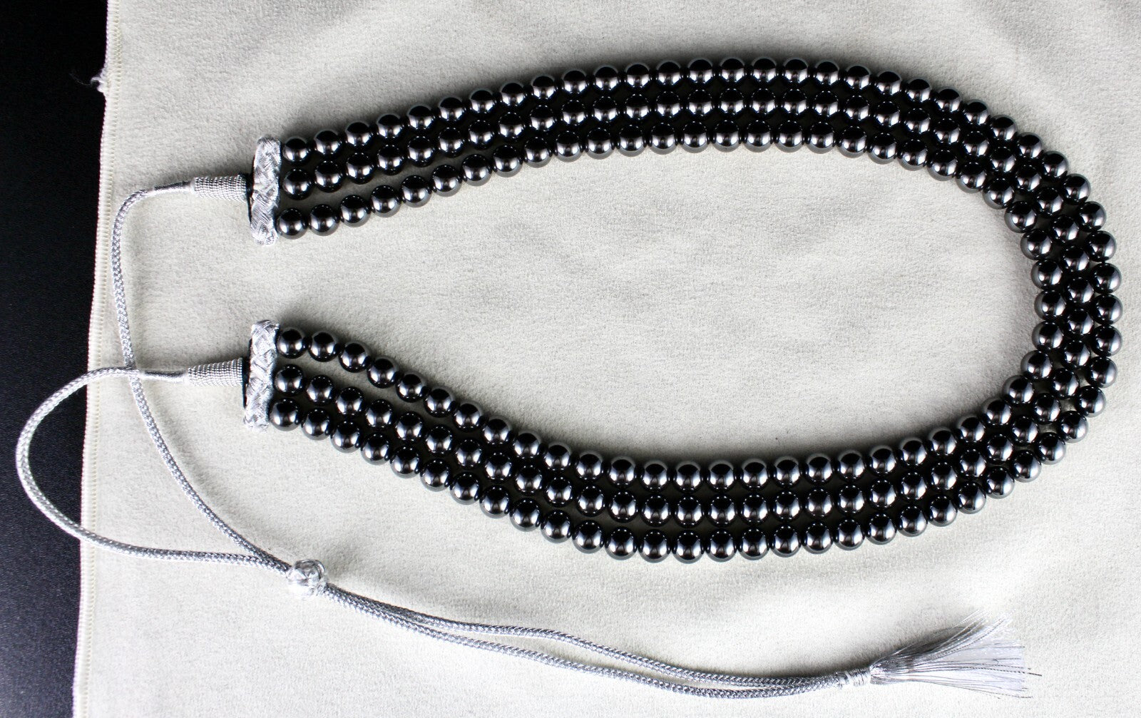 Natural Hematite Beads 3 Line 8mm 1160 Ct Round Black Gemstone Necklace
