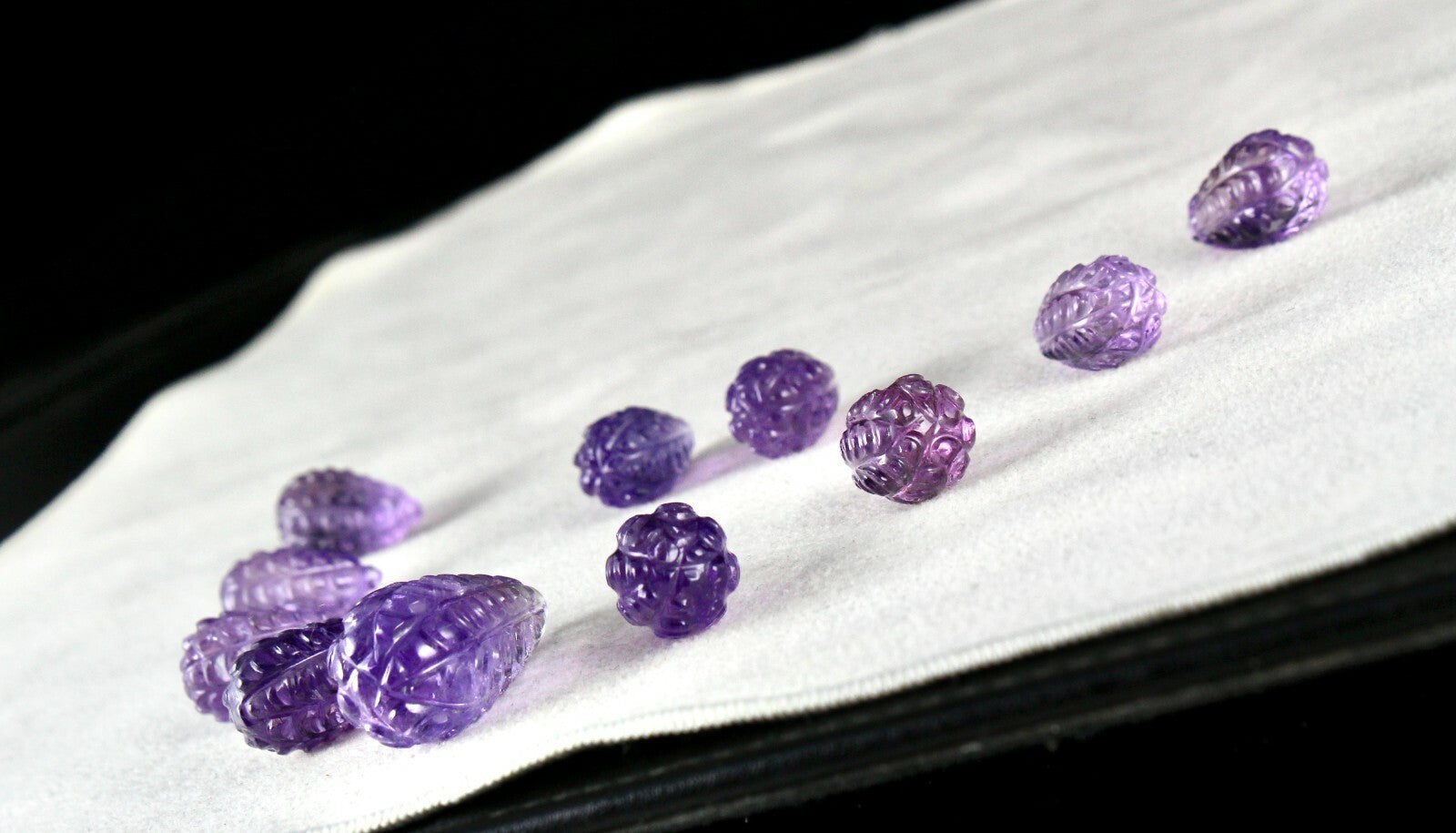 Natural Amethyst Carved Drops 11 Pcs 199 Cts Loose Gemstone Earring Set