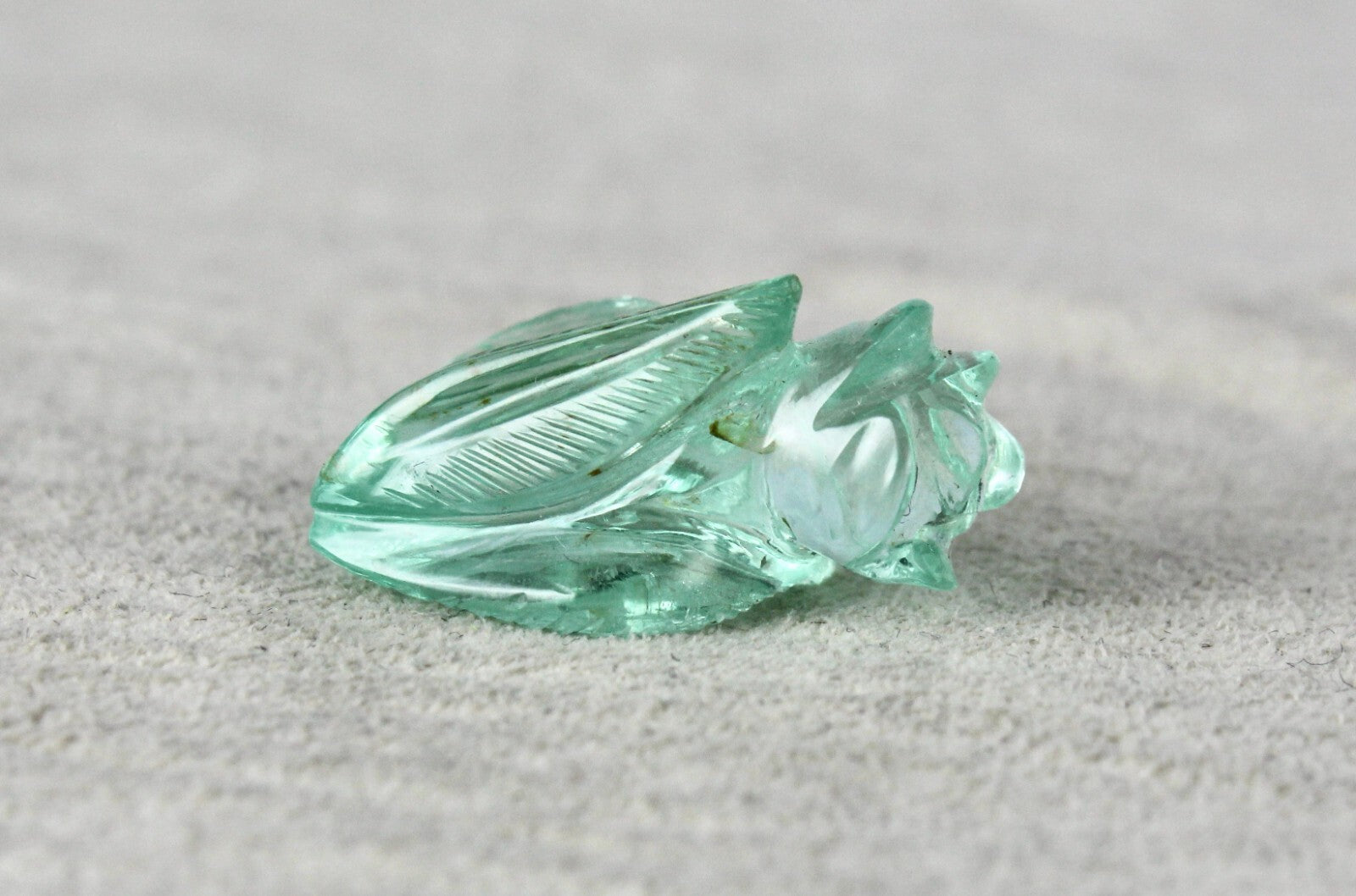 Certified Natural Colombian Emerald Carved Leaves 19.73 Ct Gemstone Pendant