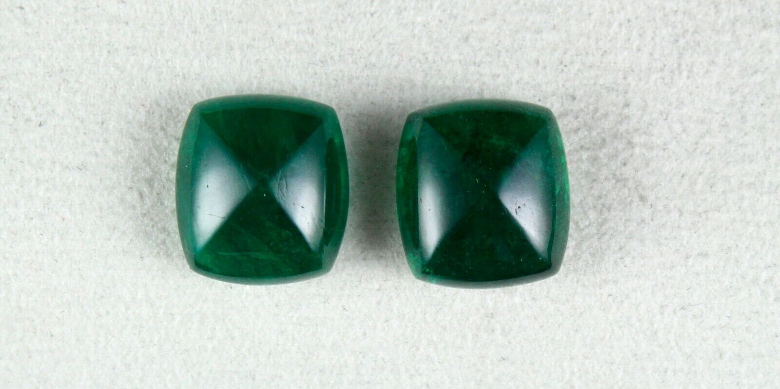 18X16 MM NATURAL ZAMBIAN EMERALD SUGARLOAF CABOCHON 44.51 CARAT GEMSTONE EARRING