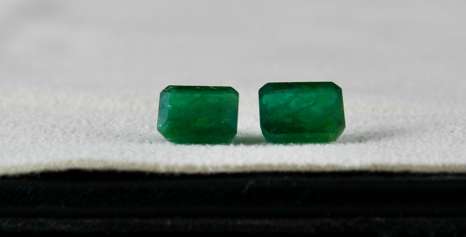 Certified Natural Emerald Octagon Cut Pair Gemstone 2 Pcs 3.57 Ct Earring Design