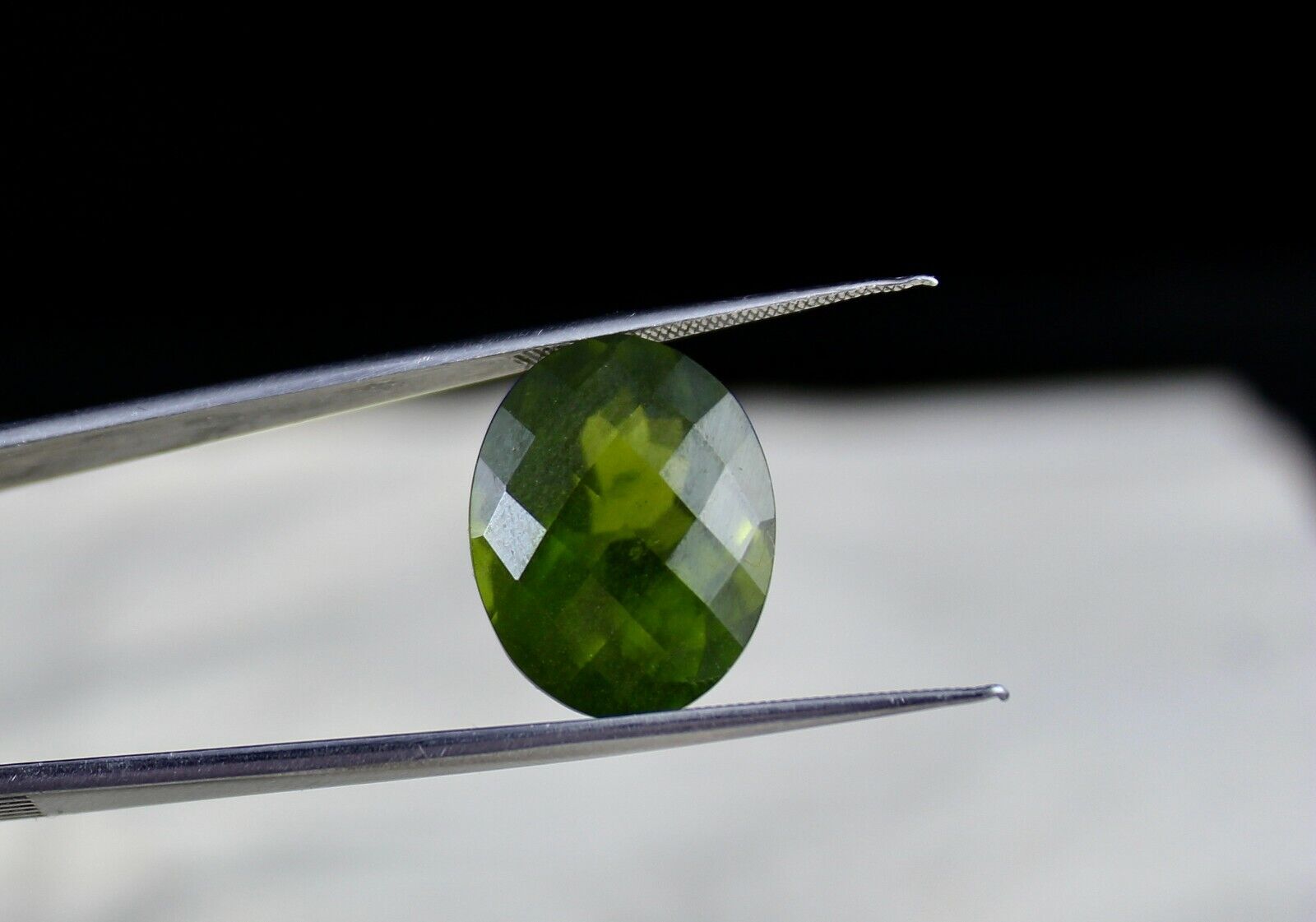 NATURAL GREEN VESUVIANITE IDOCRASE OVAL CUT 160.68 CT STONE FOR RING PENDANT SET